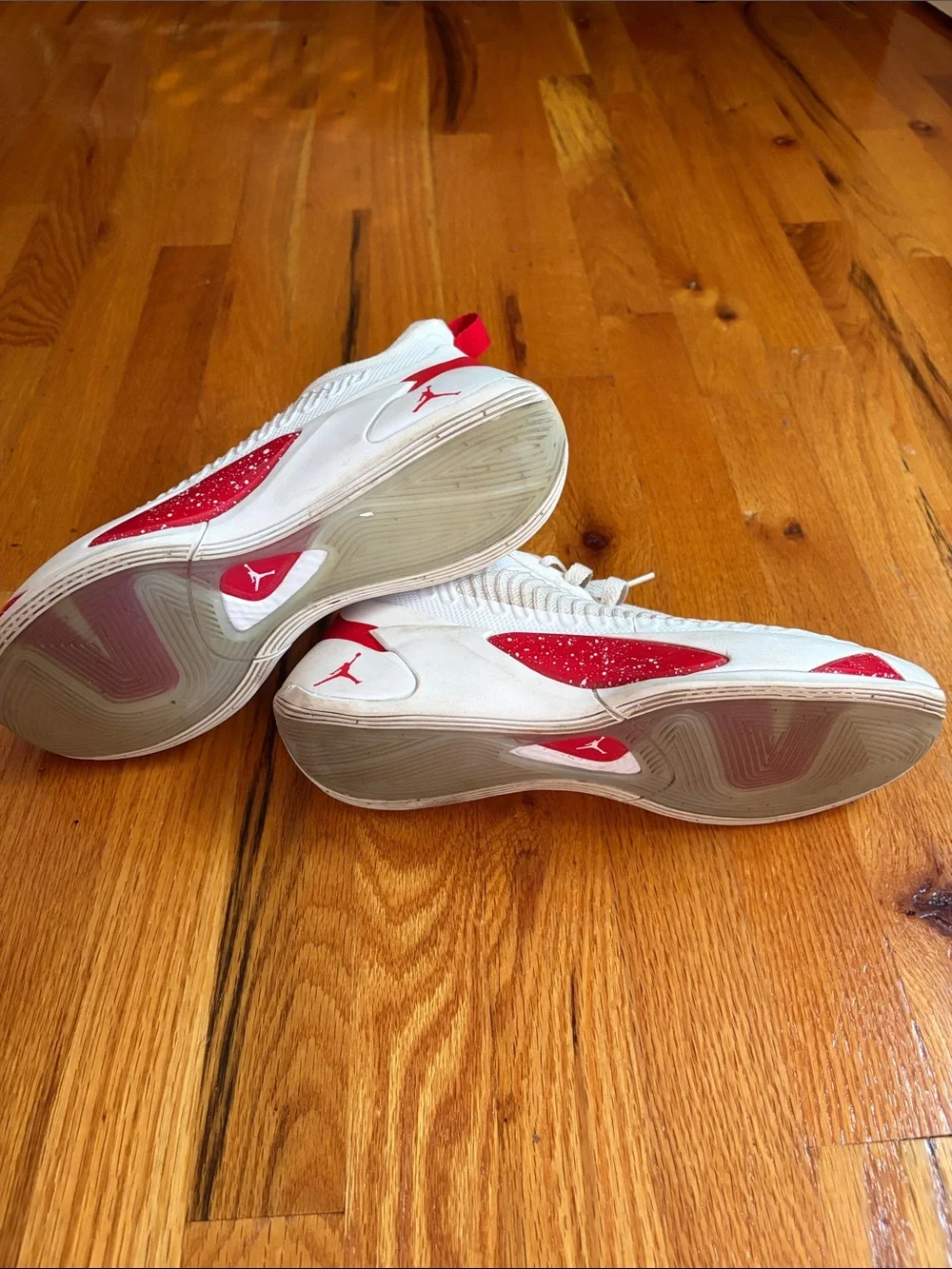 Jordan Luka 1, Fire Red
